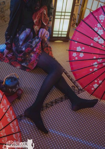 泌尿科女医生韩国_国产剧高清免费观看